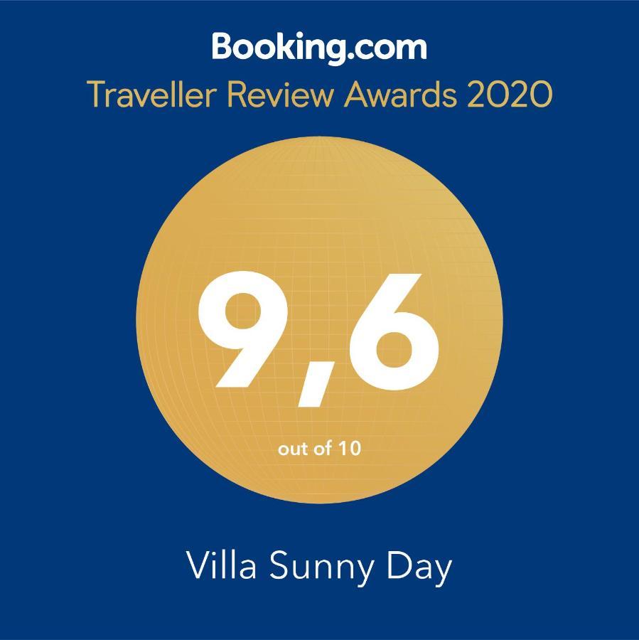 Villa Sunny Day Marathón Eksteriør billede